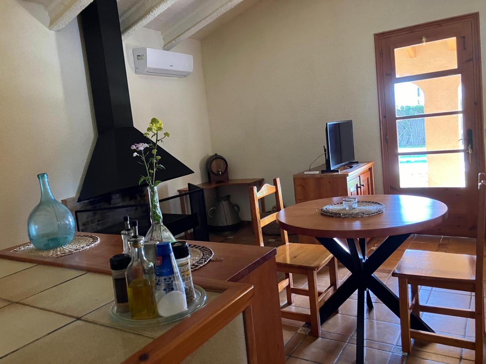 Apartment With Private Pool And Garden San Martin Sarroca Exterior photo